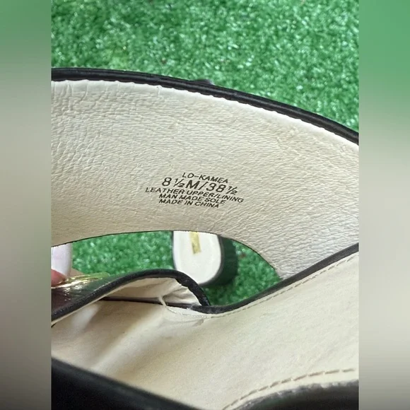 Louise et Cie Women's Kamea Grommet Embellished Black Sandals Size 8.5 - Picture 13 of 13